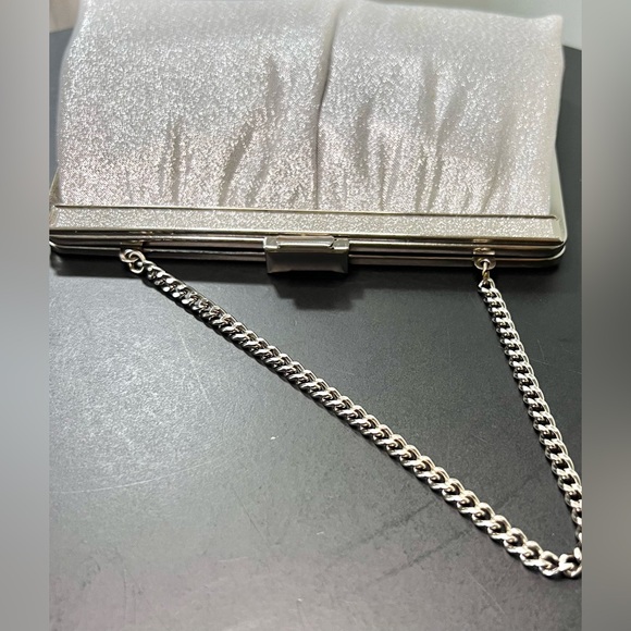 Vintage 1960’s Andé Sparkly Metallic Clutch Evening Bag w/ Chain Strap | Bling - Picture 5 of 14